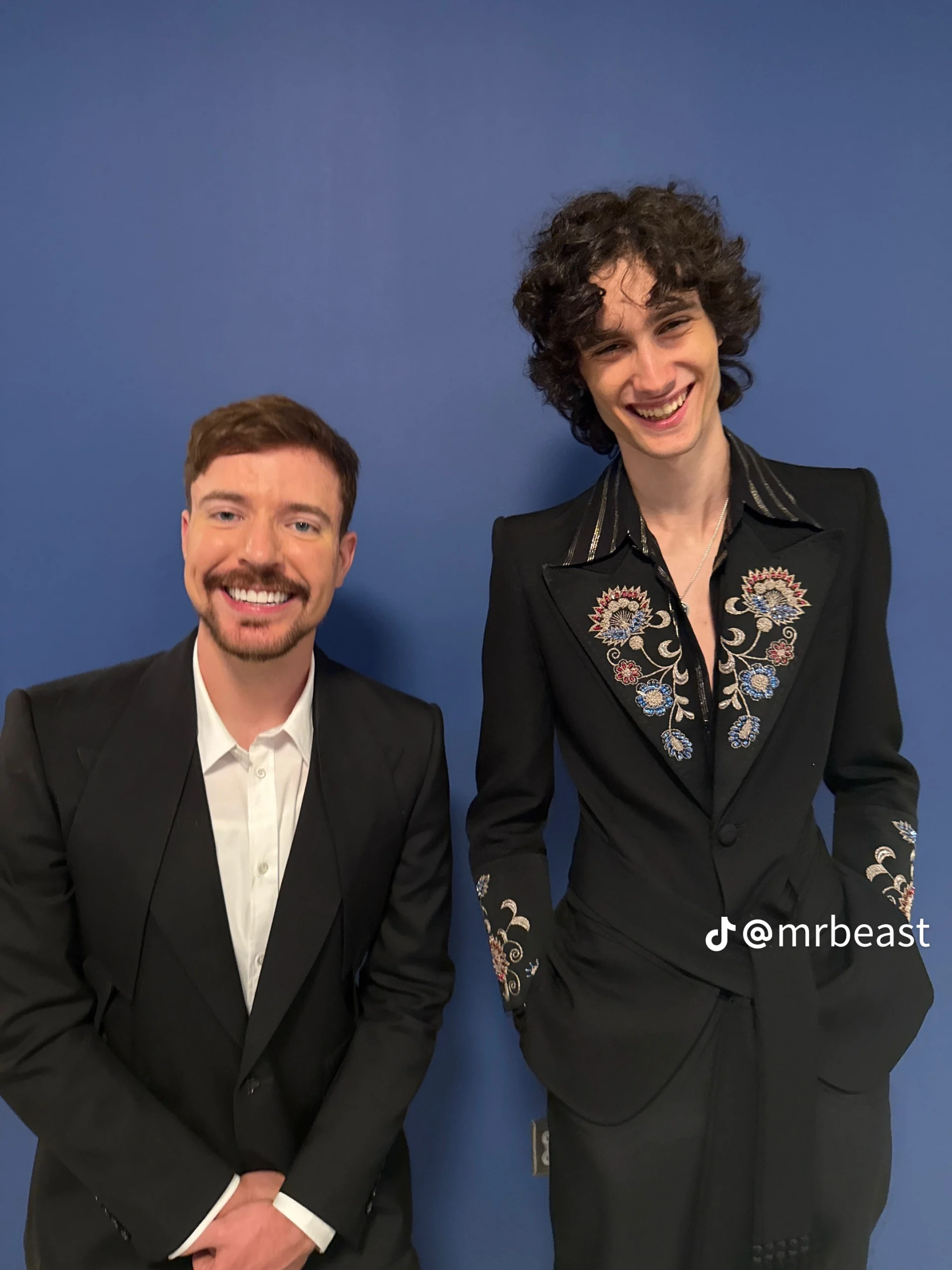 Cue into Sombr standing next to MrBeast, who is 6 feet 5 inches tall, although it seems MrBeast manipulated his standing position a bit... for comic relief.